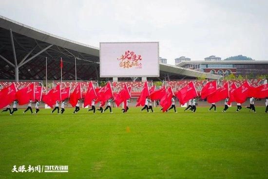 由林育贤执导、开心麻花全新组合艾伦、金春花主演的电影《跳舞吧！大象》正式杀青，可爱胖女孩和不靠谱教练啼笑皆非的追梦故事即将上演